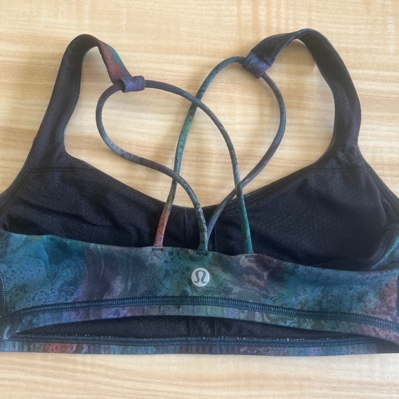 Lululemon Sports Bra Womens 4 Cosmic Shift Multi Free To Be Strappy Back Active - Picture 2 of 2